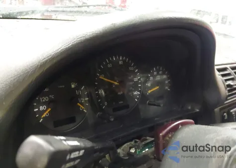 2004 Mercedes-Benz Ml 350 4Matic z USA, uszkodzony, nr VIN 4JGAB57E74A514985